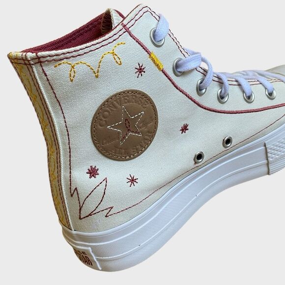 NWT Converse Chuck Taylor All Star Lift Platform Western Stitch Women's Size 9 - Picture 8 of 16